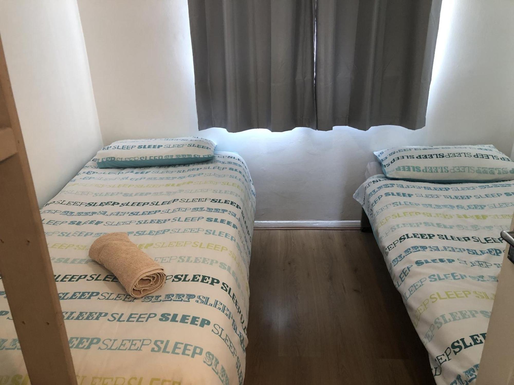 Apple House Guesthouse Heathrow Airport Hillingdon Pokoj fotografie